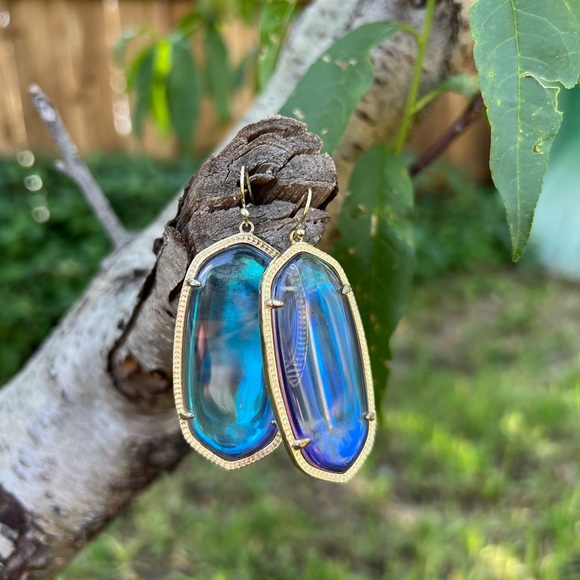 Kendra Scott Iridescent Opalite Elle Earrings - Picture 2 of 5